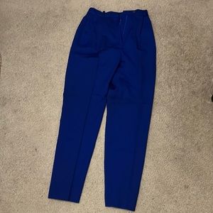 Woman fitted trousers